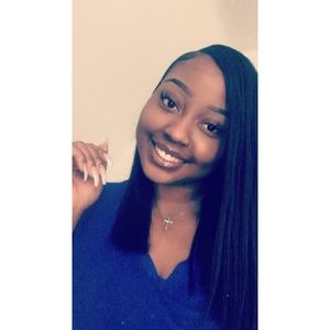 Meet your Posher, Korie